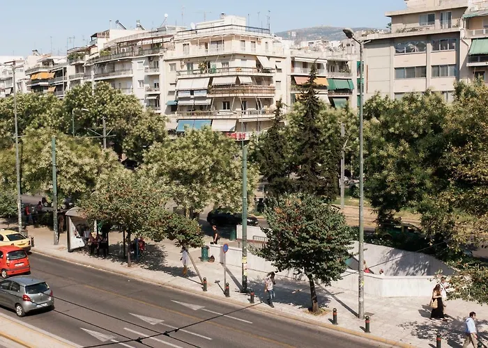 Museum Of Modern Art Rooms In Apartment, Next To Metro Suggrou Fix, Walk To Acropolis